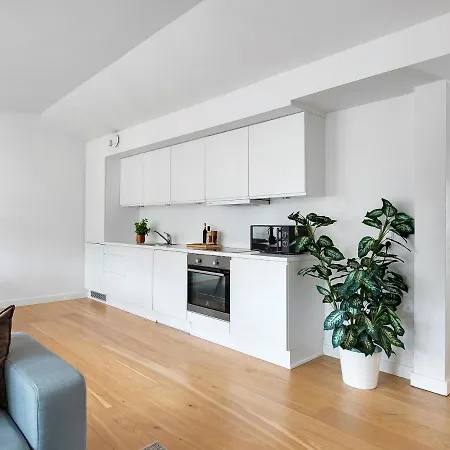 Apartman Leaves 4 - Precious 2-bdr In