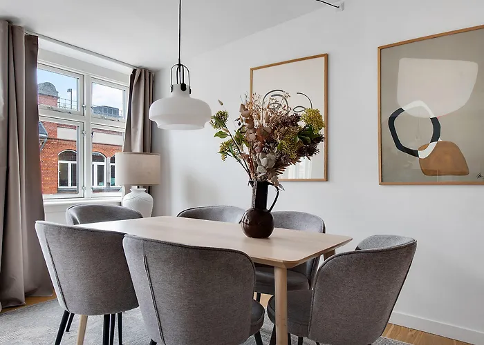 Leaves 4 - Precious 2-bdr In Lägenhet