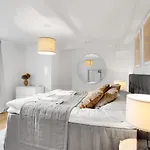 Lejlighed Leaves 4 - Precious 2-bdr In København